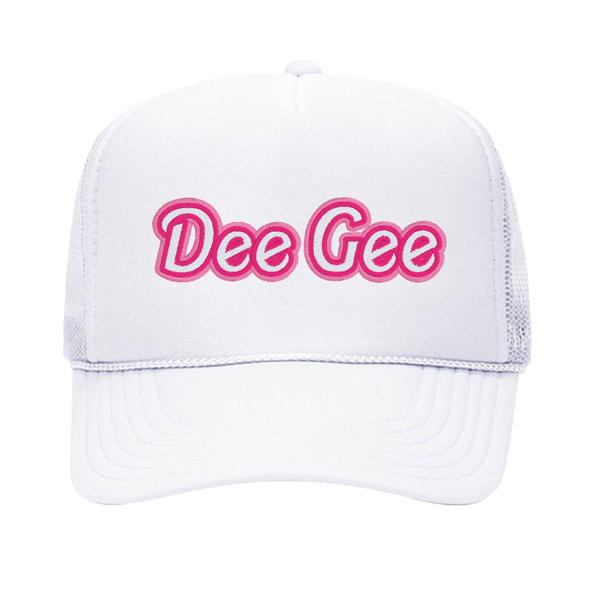 a white trucker hat with the word dee gee on it